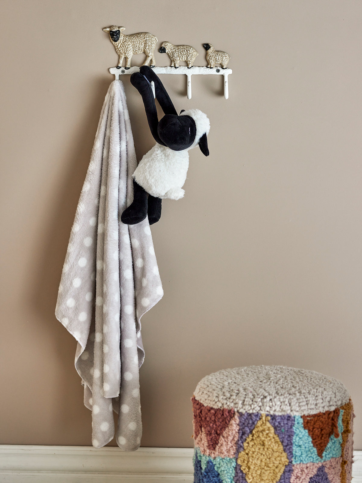 Pliušinis žaislas „Dolly“ su antklode